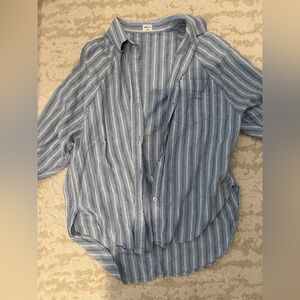 Aritzia button down shirt